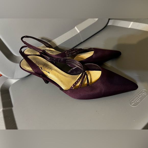 Vintage The Touch of Nina Kitten Heels - Picture 9 of 11